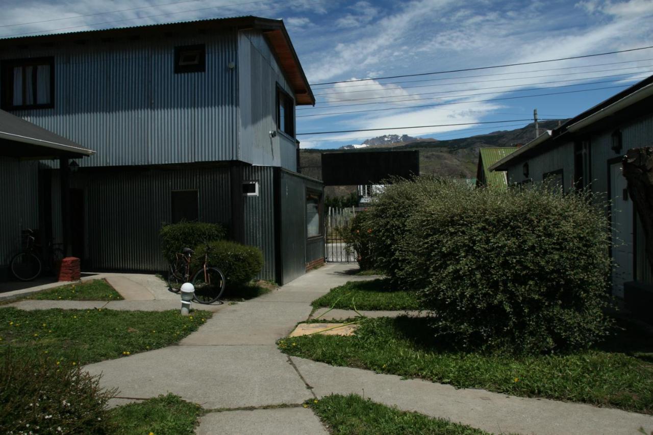 Complejo Don Joel Hostel El Chalten Bagian luar foto