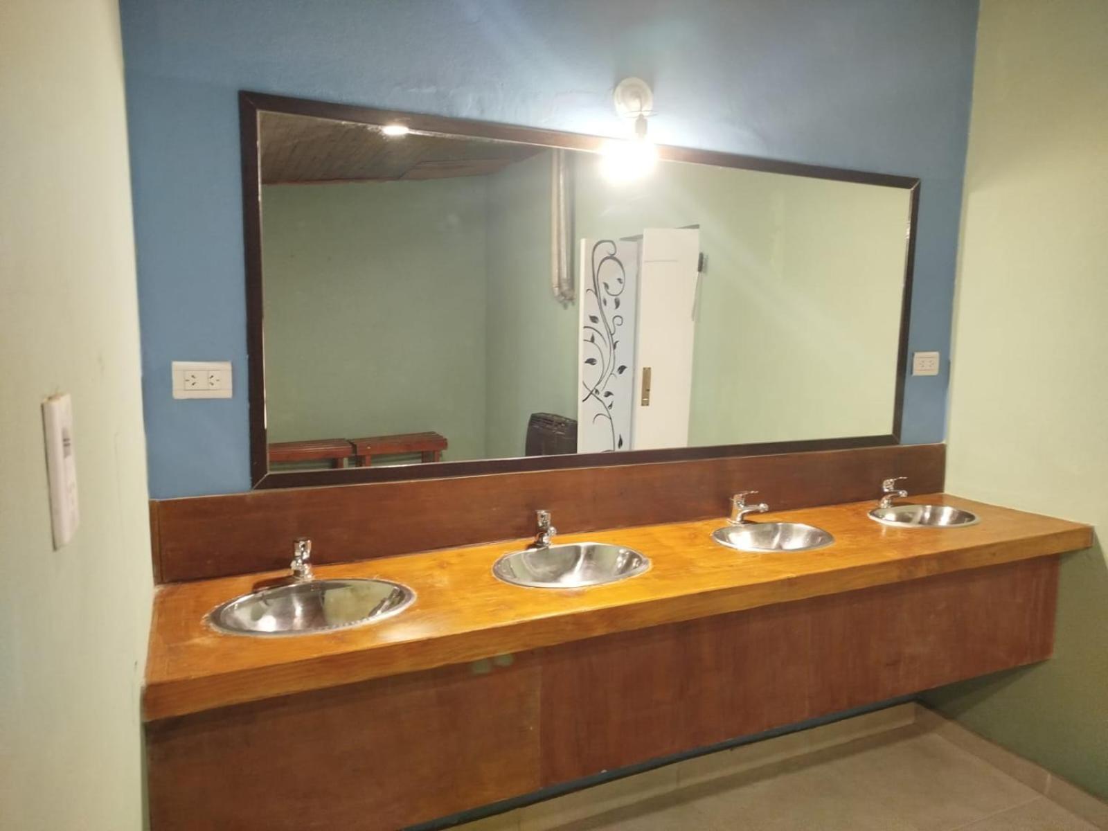 Complejo Don Joel Hostel El Chalten Bagian luar foto