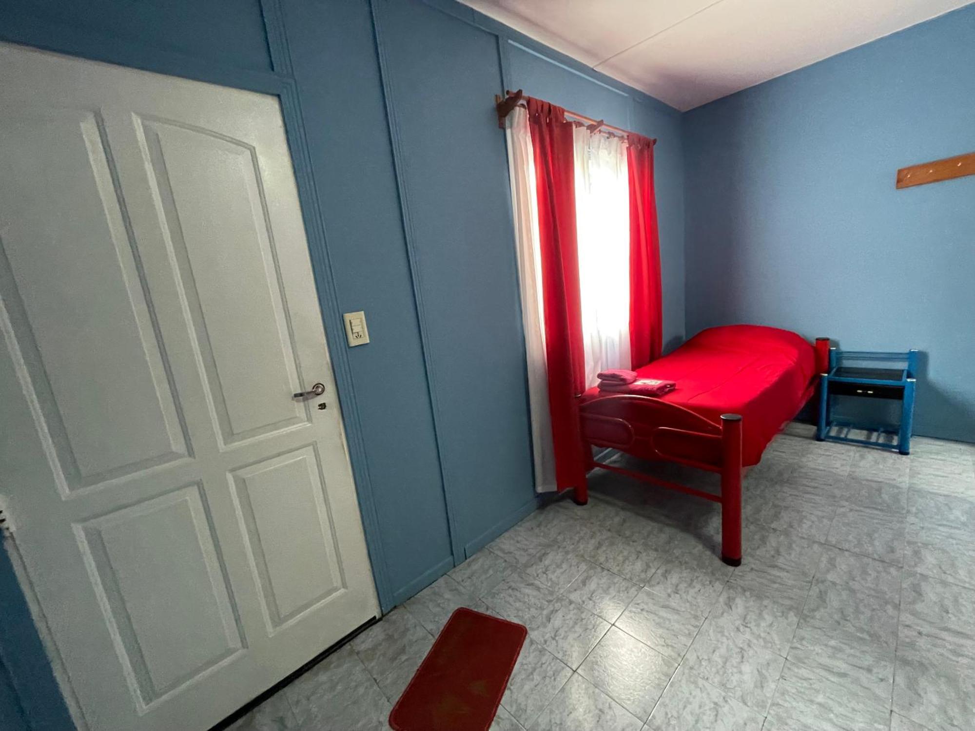 Complejo Don Joel Hostel El Chalten Bagian luar foto