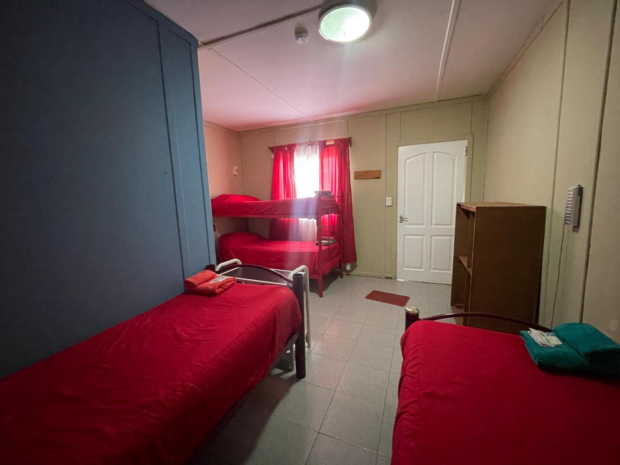 Complejo Don Joel Hostel El Chalten Bagian luar foto
