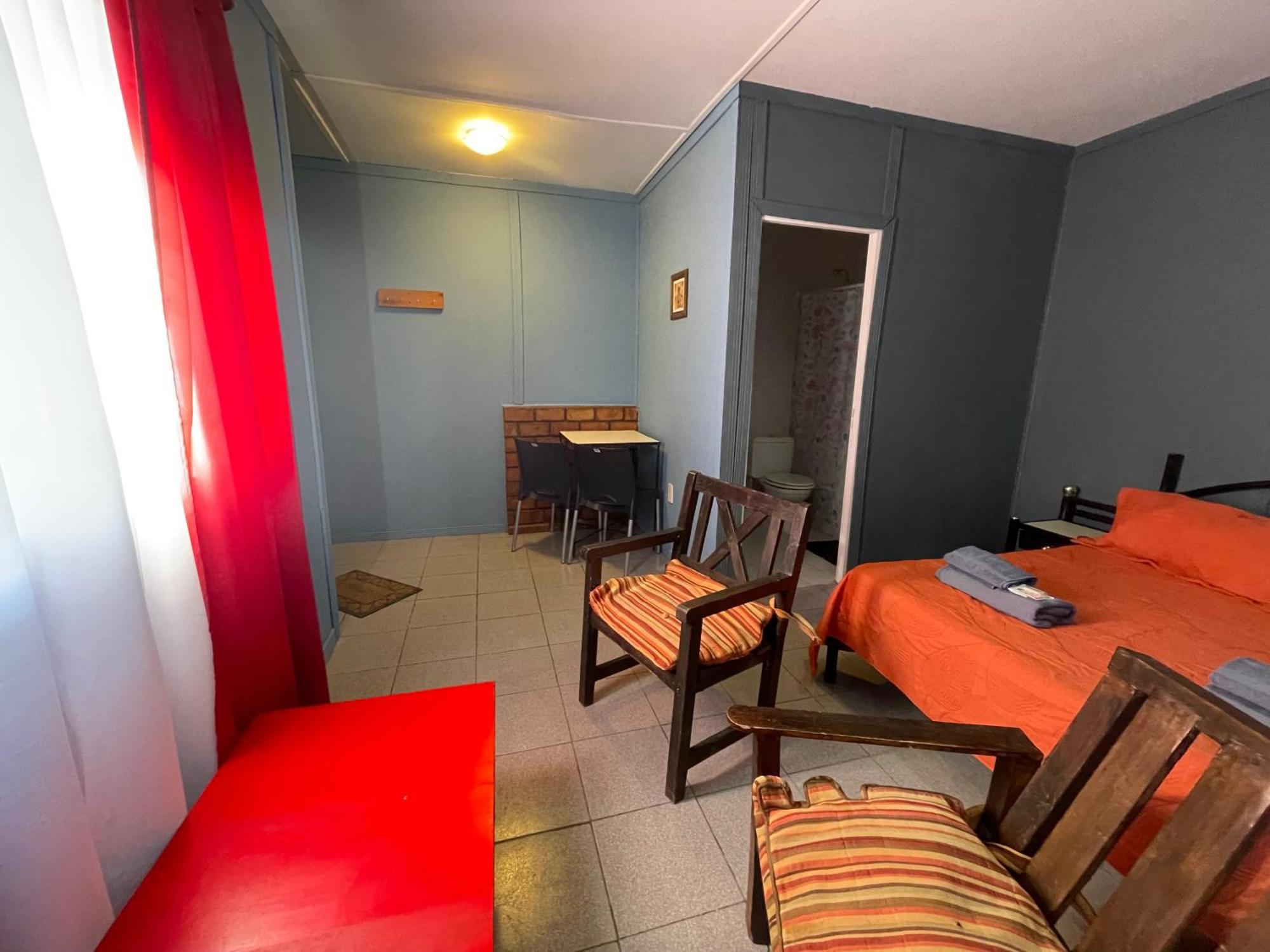 Complejo Don Joel Hostel El Chalten Bagian luar foto
